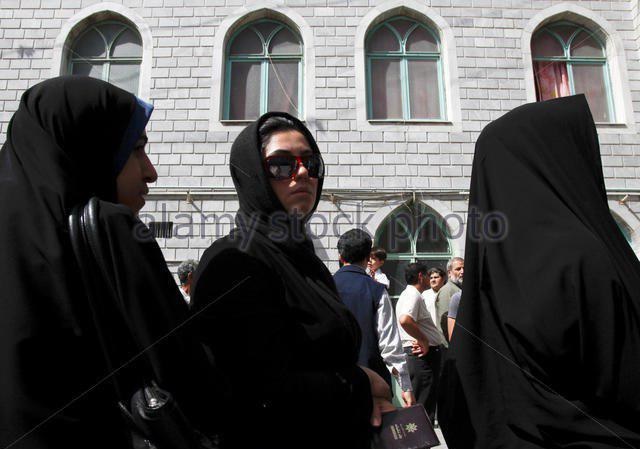  زنان ایرانی پای صندوق رأی 