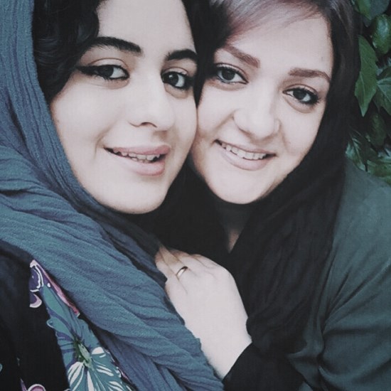 سلفی فاطیما بهارمست با مادرش