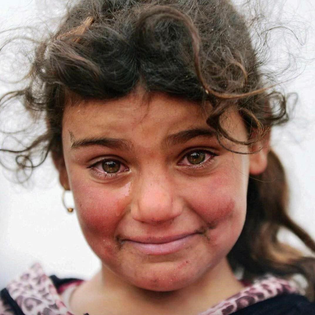 دختر بچه موصلی در حال فرار از داعش 