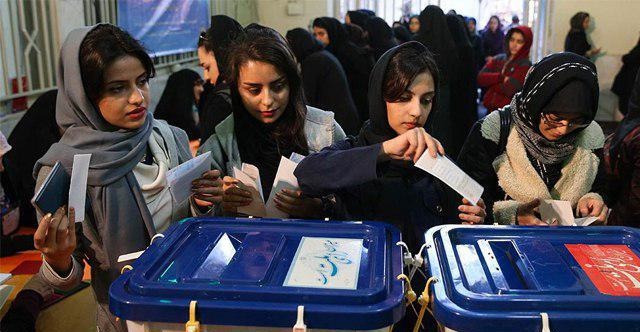  زنان ایرانی پای صندوق رأی 