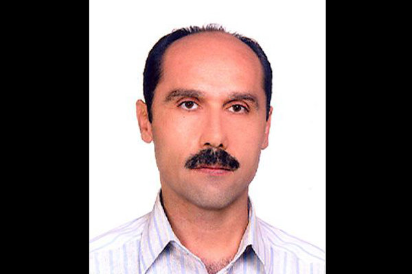 بیوگرافی امیر آتشانی