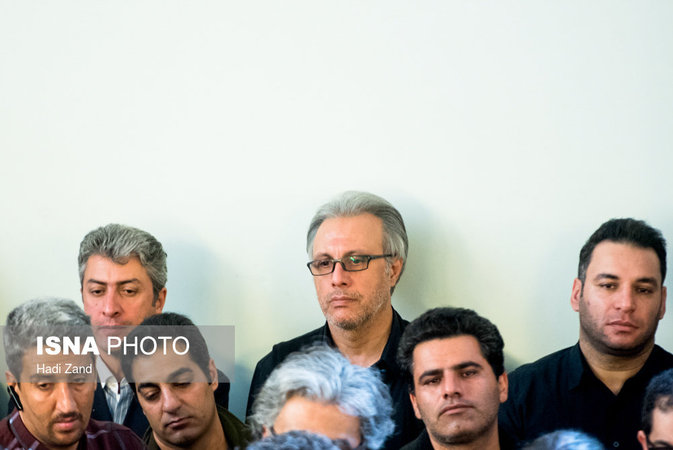 عکس بازیگران در مراسم تشییع عارف لرستانی عکس بازیگران در مراسم تشییع عارف لرستانی