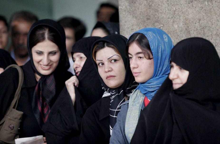 زنان ایرانی پای صندوق رأی  