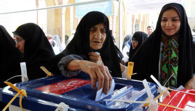  زنان ایرانی پای صندوق رأی 
