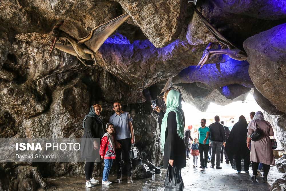 بازدیدکنندگان نوروزی پارک ژوراسیک بازدیدکنندگان نوروزی پارک ژوراسیک