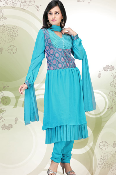 رنگ سال 2010 فیروزه ای پنتون